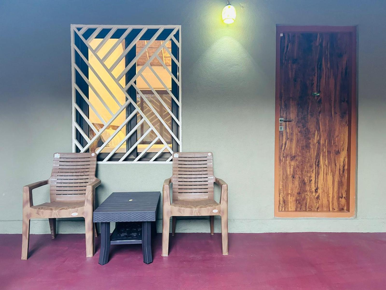 Hampi Village Resort & Tutti Cafe エクステリア 写真